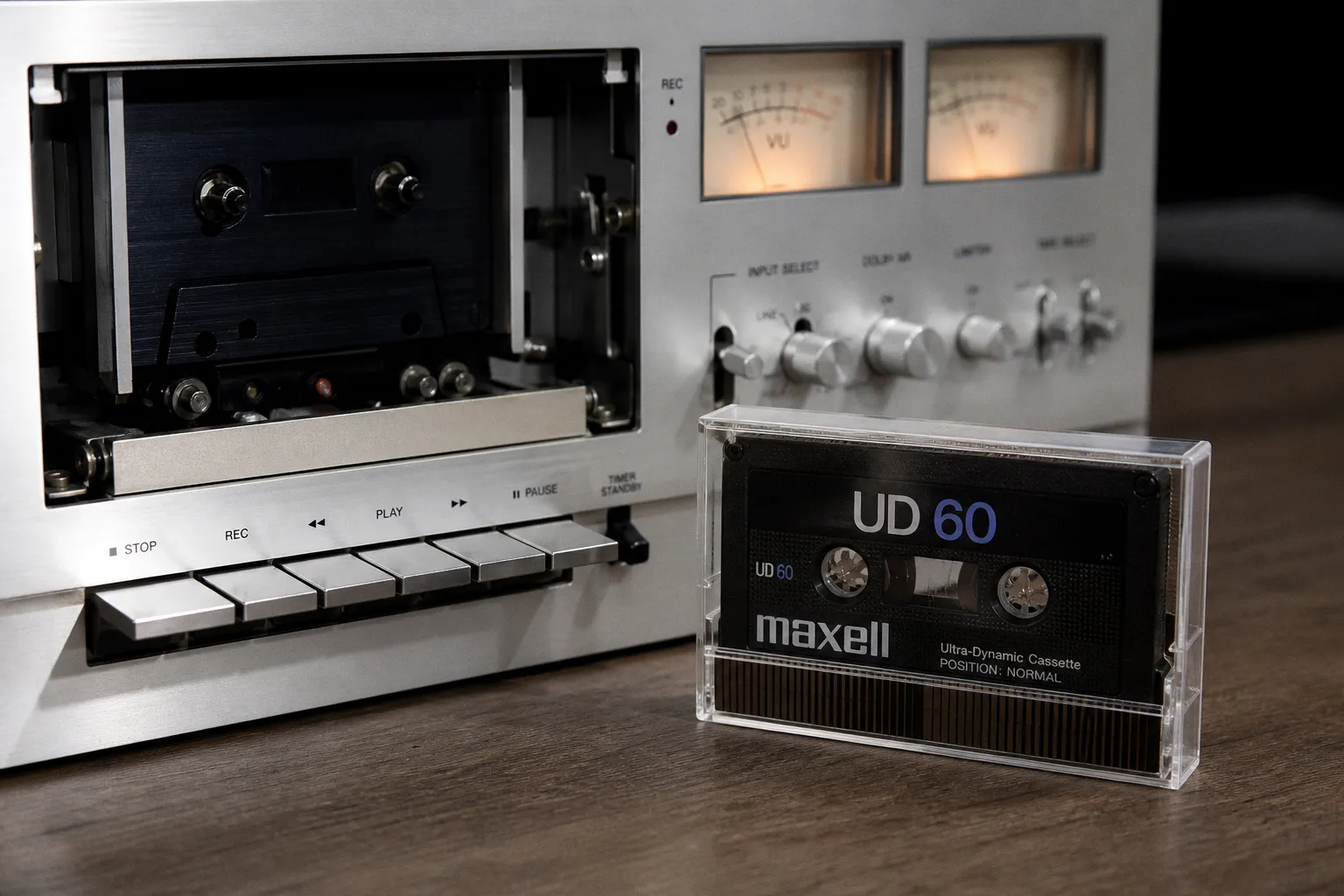 Maxell и Disk Union возвращают в продажу легендарные аудиокассеты серии UD
