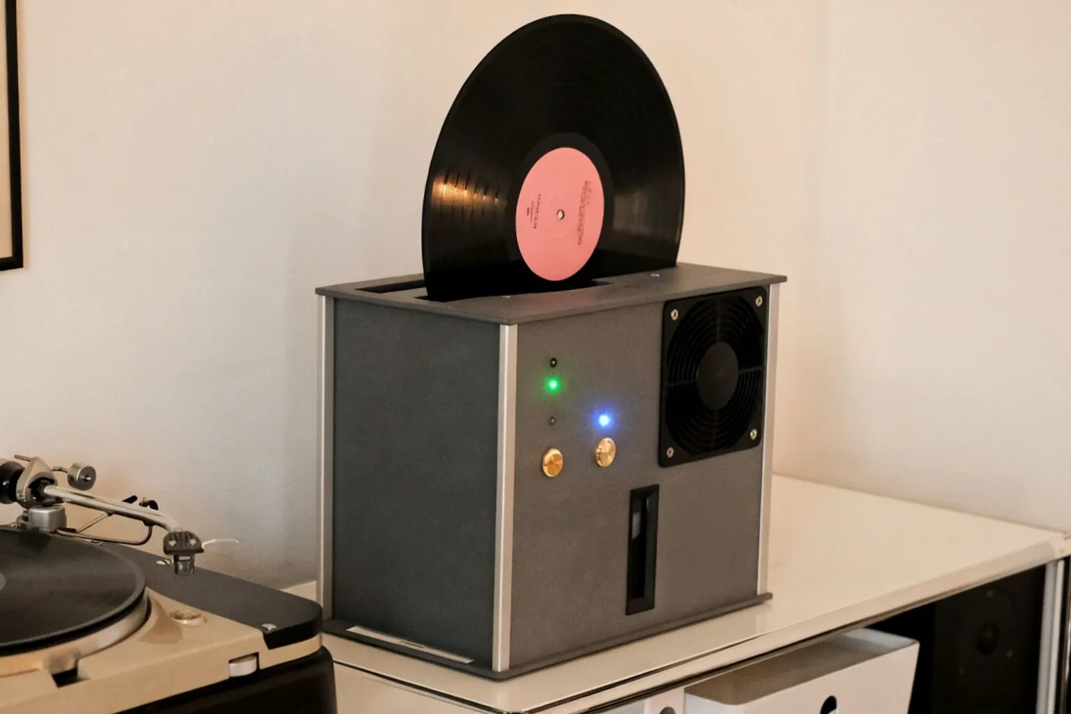 Стоит ли автоматическая мойка винила Audio Desk за 3600 долларов своих денег